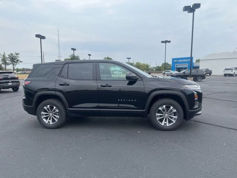 New 2026 Chevrolet Equinox LT w/ Convenience Package II image 2