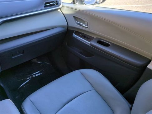 Used 2024 Toyota Sienna XLE image 17