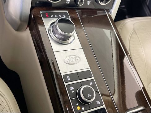 Used 2021 Land Rover Range Rover Westminster Edition image 17