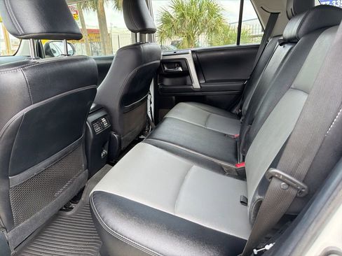 Used 2022 Toyota 4Runner SR5 Premium w/ Moonroof Package image 13