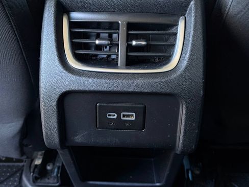 Used 2019 Chevrolet Blazer LT w/ LPO, Floor Liner Package FWD image 13