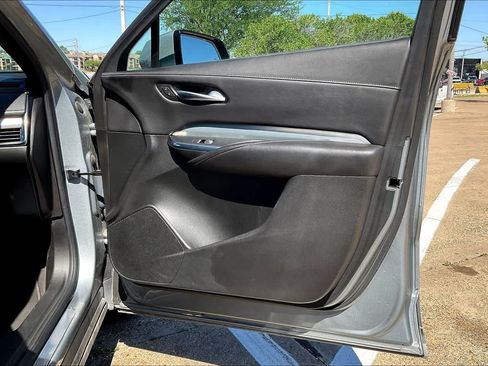 Used 2023 Cadillac XT4 Premium Luxury image 27