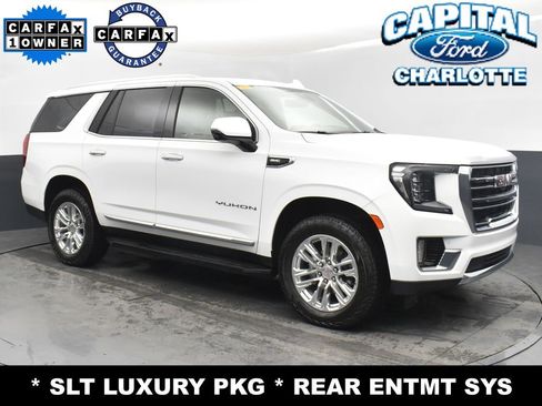 Used 2023 GMC Yukon SLT w/ SLT Luxury Package image 3