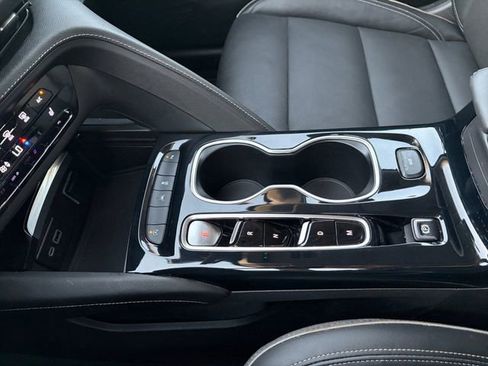 Used 2021 Buick Envision Essence w/ Sport Touring Package image 12