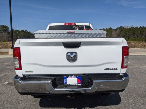 Used 2022 RAM 2500 Tradesman w/ Chrome Appearance Group image 15