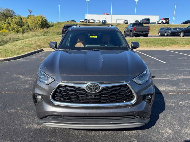 Used 2021 Toyota Highlander Platinum AWD/4WD image 8