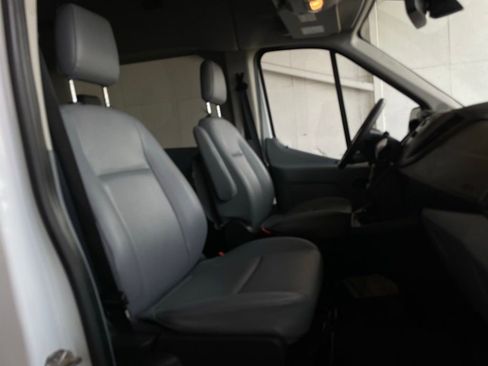 Used 2019 Ford Transit 350 XL image 15