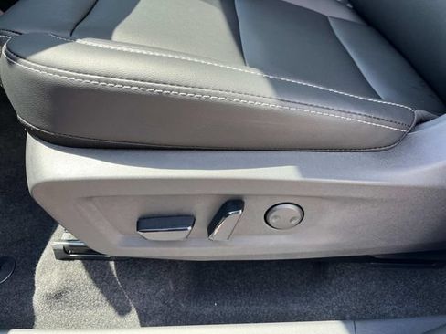 New 2025 Nissan Murano SV w/ Cargo Package AWD/4WD image 23