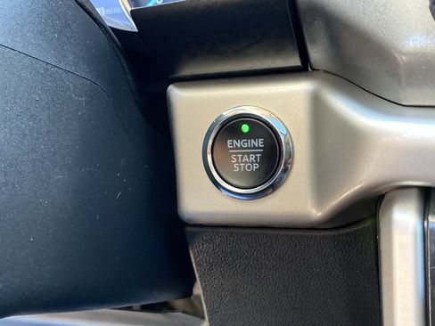 Used 2022 Ford Expedition Max XLT image 59