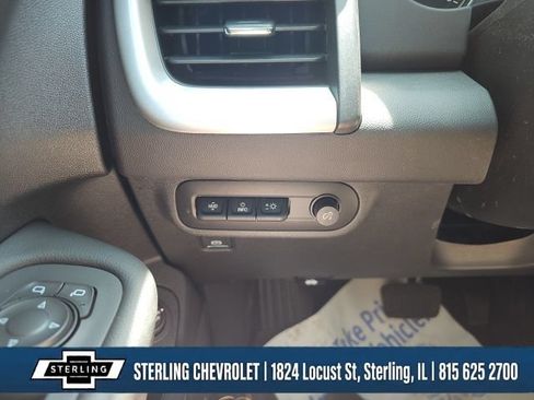 Used 2022 GMC Terrain SLT w/ Infotainment Package II AWD/4WD image 16