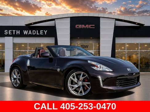 Used 2013 Nissan 370Z Touring w/ Sport Pkg RWD image 1