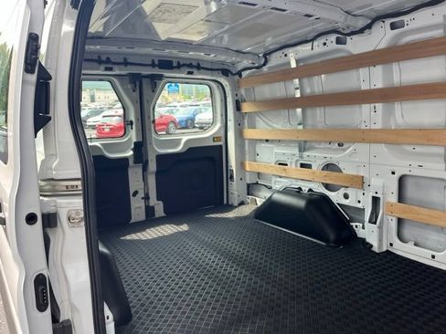 Used 2025 Ford Transit 250 Low Roof w/ Exterior Upgrade Package RWD image 23