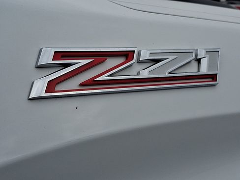 Used 2022 Chevrolet Silverado 1500 Custom Trail Boss image 31