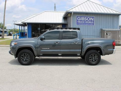 Used 2023 Toyota Tacoma SR5 RWD image 6