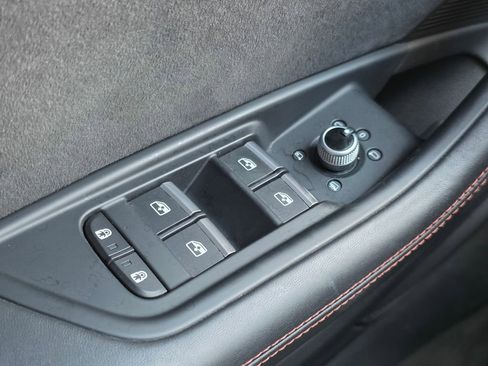 Used 2022 Audi RS 5 Sportback AWD/4WD image 31