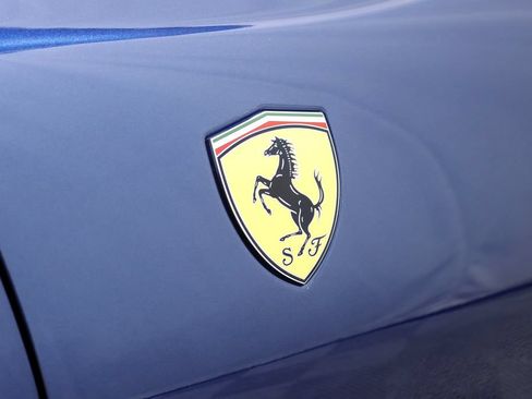 Used 2021 Ferrari 812 GTS RWD image 19