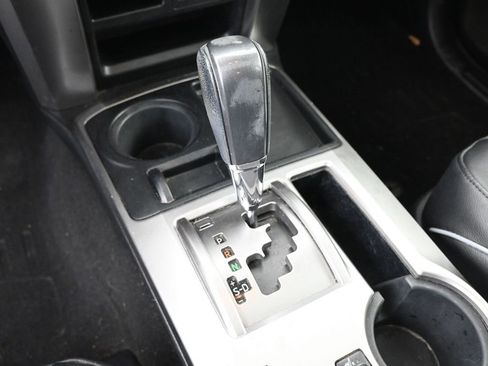 Used 2016 Toyota 4Runner SR5 Premium image 30