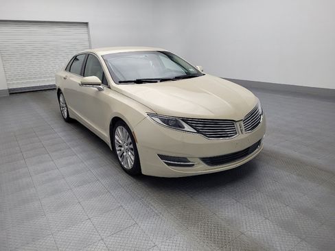 Used 2016 Lincoln MKZ image 13