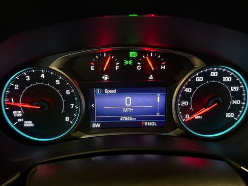 Used 2021 Chevrolet Equinox LT FWD image 10