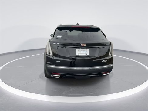 New 2026 Cadillac XT5 Sportv w/ LPO, Onyx Lite Package image 7