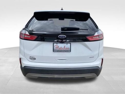 Used 2024 Ford Edge SEL AWD/4WD image 3