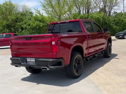 Used 2021 Chevrolet Silverado 1500 LT Trail Boss w/ Convenience Package II AWD/4WD image 9