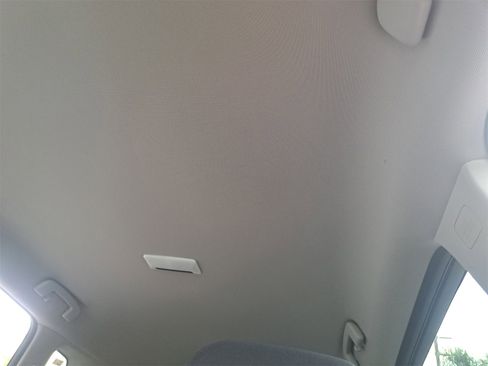 Used 2021 Nissan Rogue SV image 30