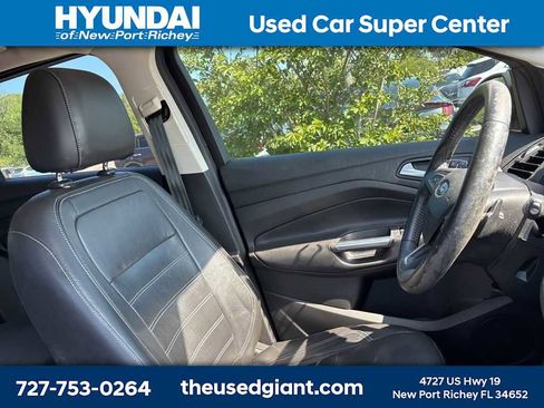 Used 2017 Ford Escape Titanium w/ Equipment Group 301A FWD image 8