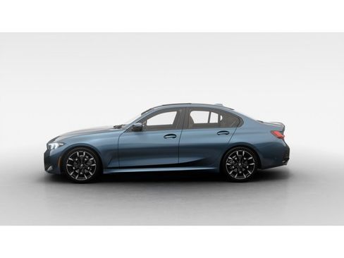 New 2026 BMW 330i xDrive Sedan w/ M Sport Package AWD/4WD image 4