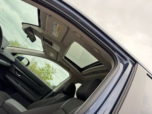 Certified 2025 Honda CR-V EX image 33