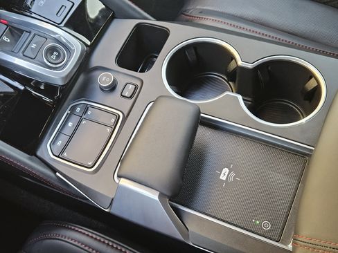 Used 2023 Acura MDX A-Spec image 22