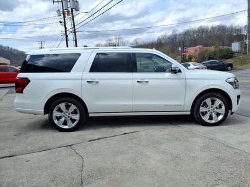 Used 2023 Ford Expedition Max Platinum image 8