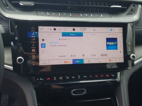 New 2026 Jeep Grand Cherokee L Limited w/ Limited Altitude Package image 24