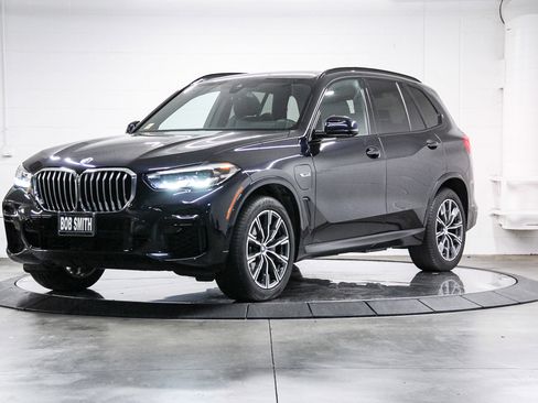 Certified 2023 BMW X5 xDrive45e w/ M Sport Package image 3