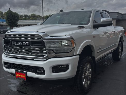 Used 2019 RAM 2500 Limited AWD/4WD image 3