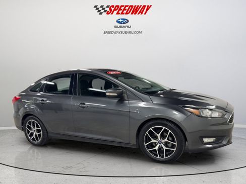 Used 2018 Ford Focus SEL image 13