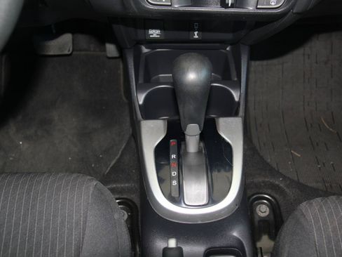 Used 2019 Honda Fit EX image 18