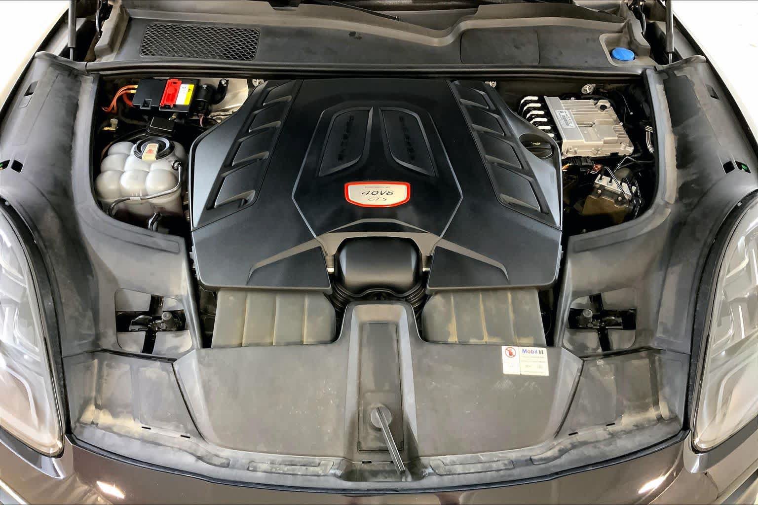 Used 2021 Porsche Cayenne GTS AWD/4WD image 30