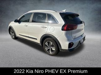 Used 2022 Kia Niro EX Premium video 3