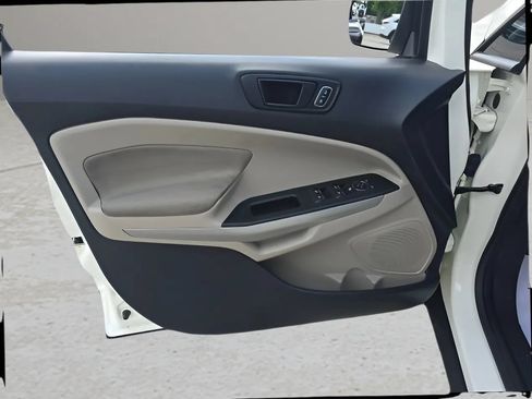 Used 2022 Ford EcoSport S AWD/4WD image 9