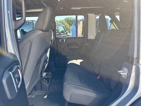 Used 2025 Jeep Wrangler Unlimited Sport AWD/4WD image 12