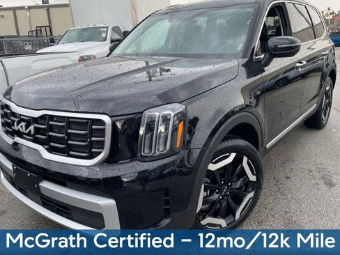 Used 2025 Kia Telluride S AWD/4WD image 2