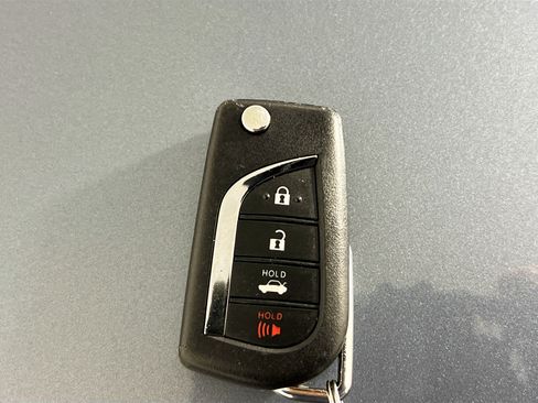 Used 2023 Toyota Corolla LE image 35