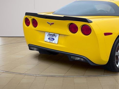 Used 2012 Chevrolet Corvette Base image 38