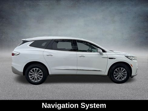Used 2024 Buick Enclave Premium AWD/4WD image 7
