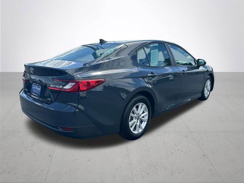 Certified 2025 Toyota Camry LE FWD image 8