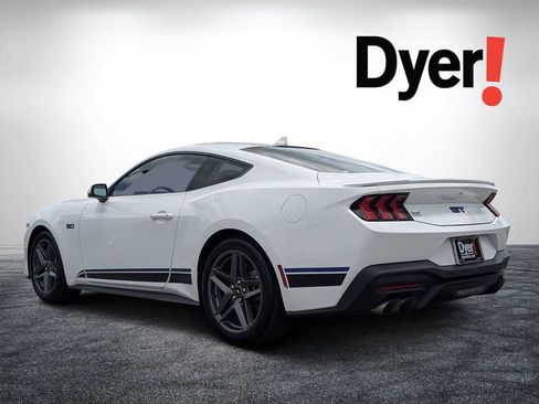 Used 2025 Ford Mustang GT Premium RWD image 6