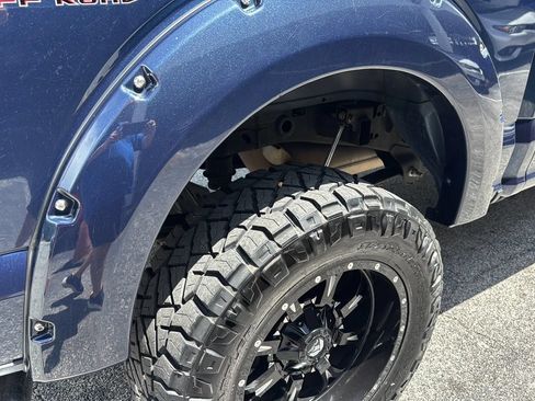 Used 2017 Ford F150 Platinum w/ Equipment Group 701A Luxury AWD/4WD image 50
