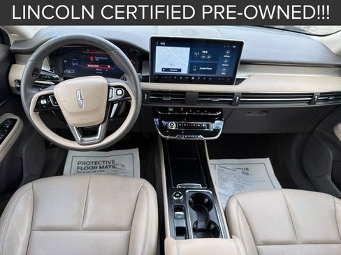 Used 2023 Lincoln Corsair AWD w/ Equipment Group 101A image 2