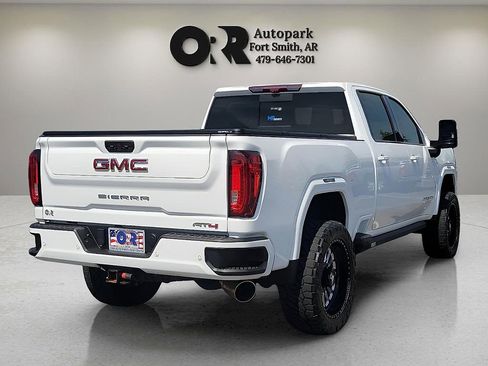 Used 2022 GMC Sierra 2500 AT4 w/ AT4 Premium Plus Package image 5